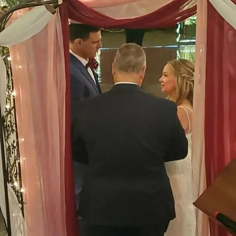 Wedding ceremony moment hosted by DJ Betty